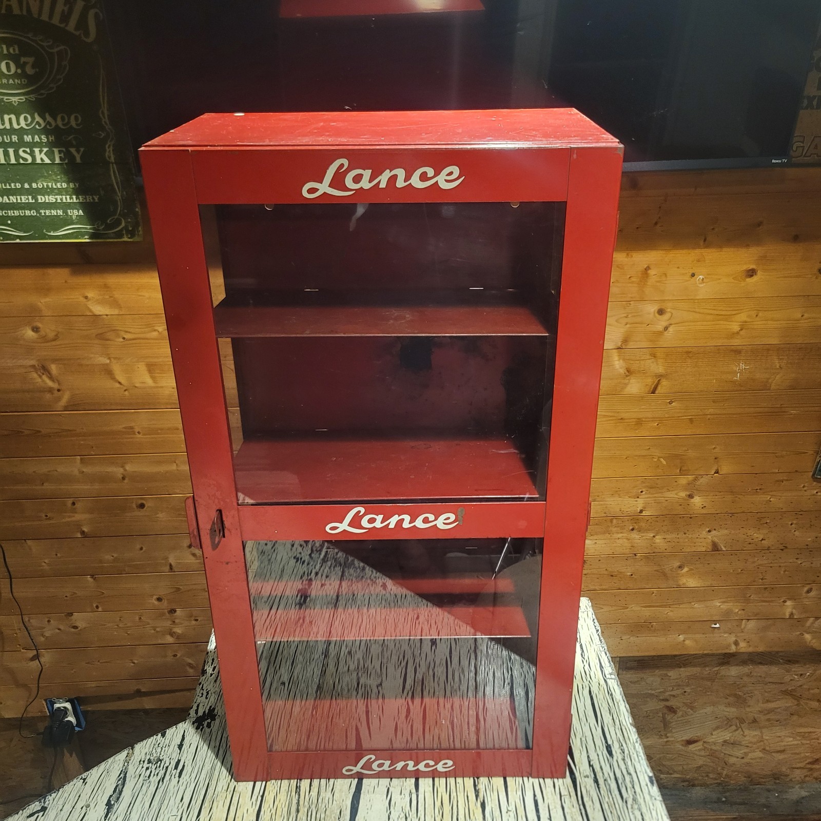 VINTAGE LANCE CANDY GLASS METAL STORE DISPLAY CABINET CASE ADVERTISING SIGN VINTAGE LANCE CANDY GLASS METAL STORE DISPLAY CABINET CASE ADVERTISING SIGN