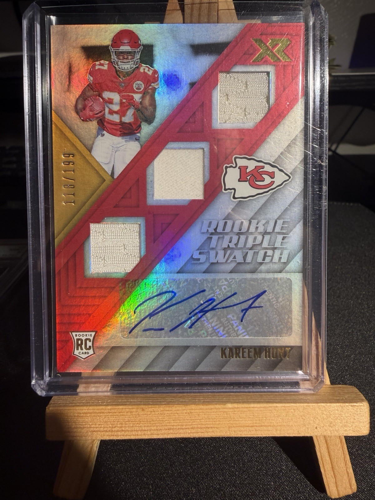 2017 Panini XR Kareem Hunt #176 Rookie Triple Swatch Autographs /199 Chiefs 