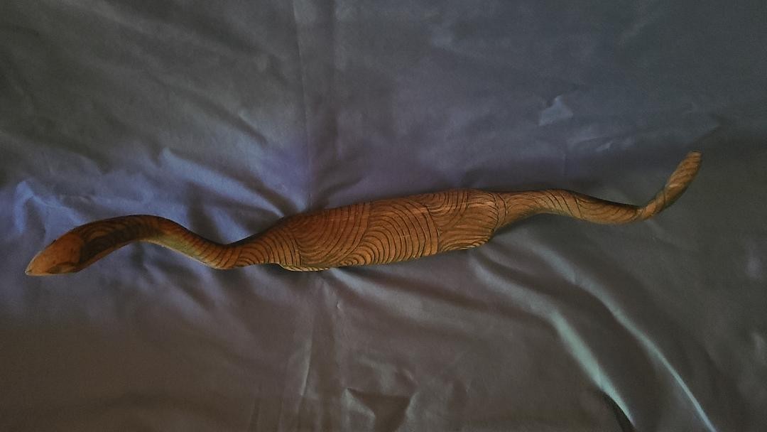 Aboriginal Vintage Folk Art - 26 inch Lizard - Authenticated Investment-grade