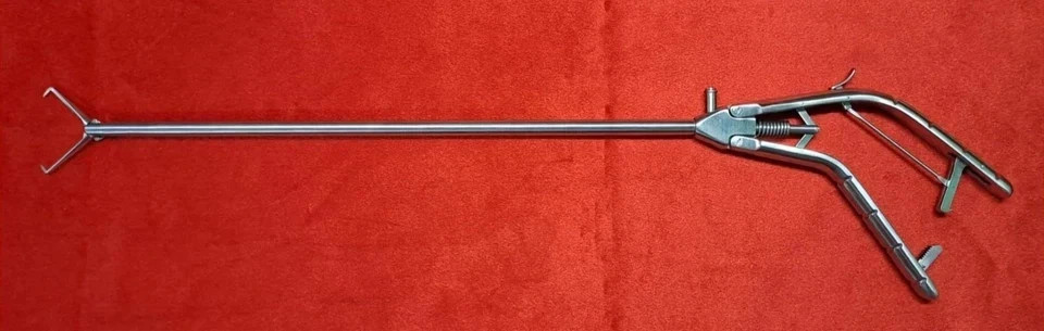 Laparoscopic Needle Holder Tenaculum Jaw 5mmx330mm For Surgical SS Instrument CE
