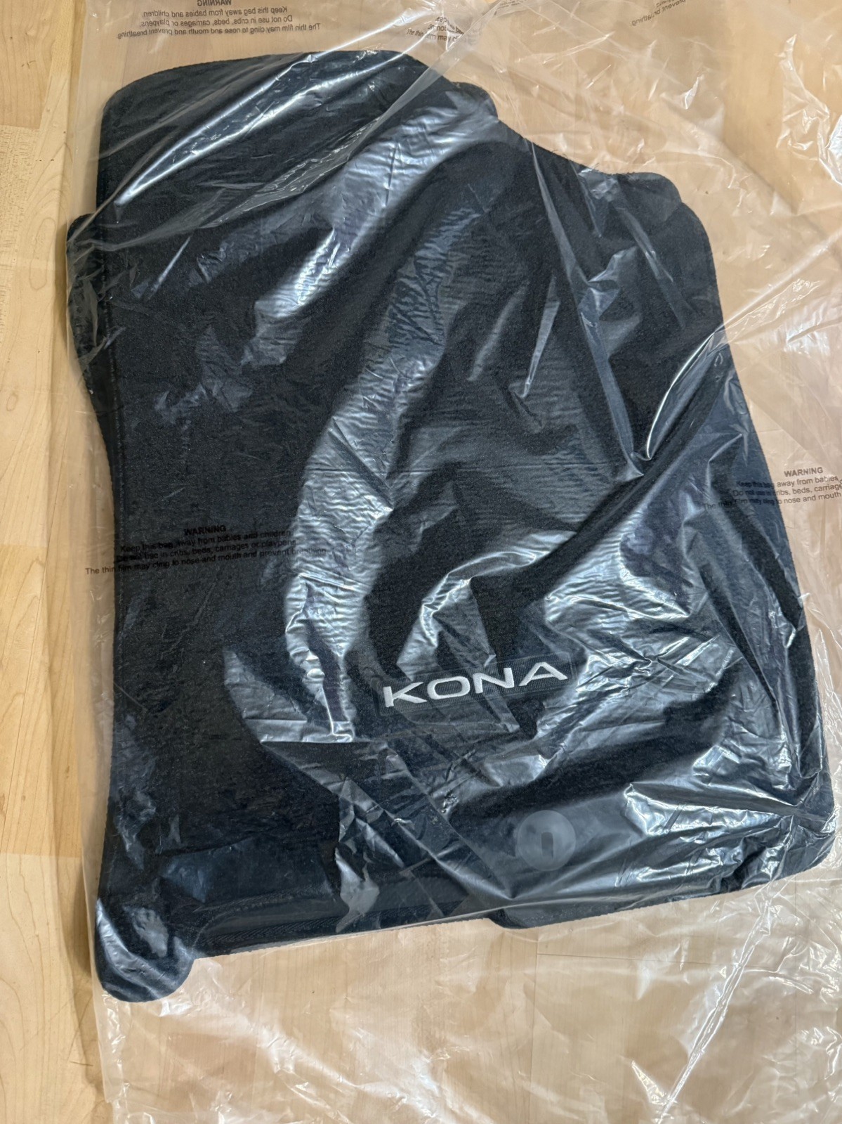 NEW- 2024-2026 HYUNDAI KONA FRONT & REAR FLOOR MAT SET OF 4 BLACK CARPET OEM
