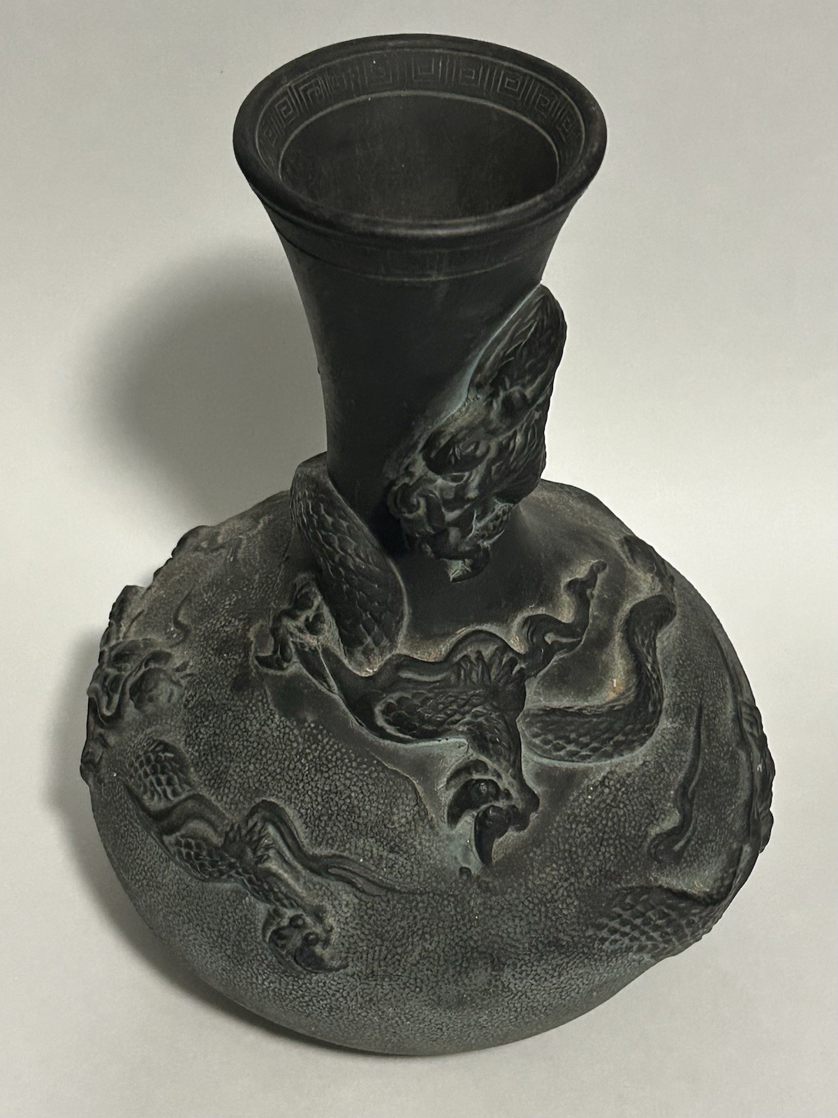 Antique Japanese Black Tokoname Pottery Vase High Relief Dragon Signed Marking Antique Japanese Black Tokoname Pottery Vase High Relief Dragon Signed Marking