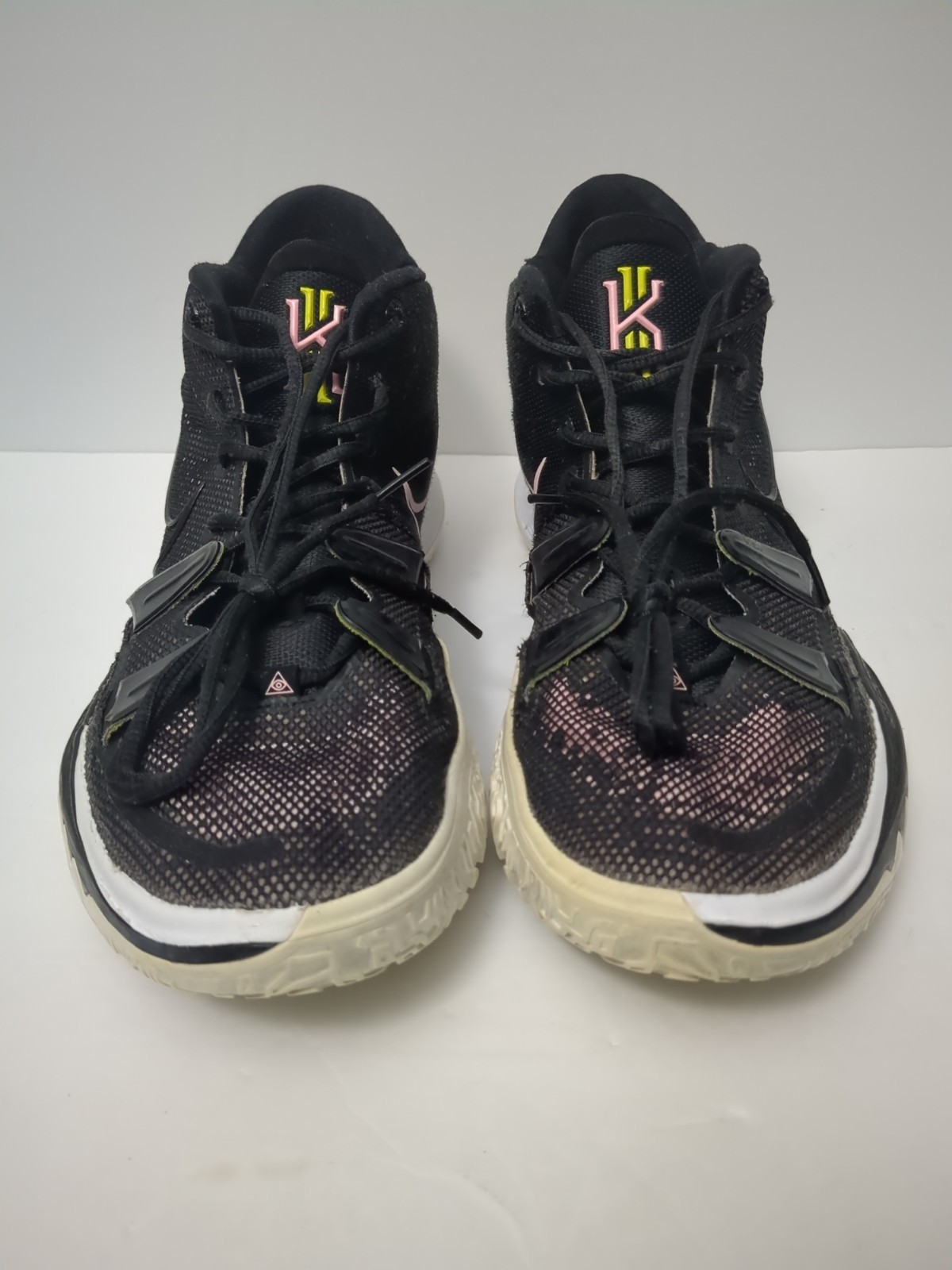 Men\'s Size 13 Nike Kyrie 7 Black Ripple Effect  Basketball Shoes (Fast Shipping)