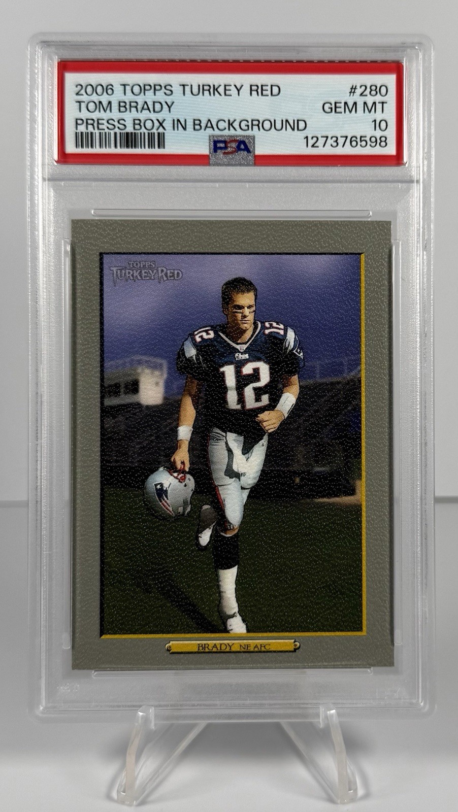 Topps 2006 Turkey Red Football Tom Brady Front Foot Hidden #280 Graded Topps 2006 Turkey Red Football Tom Brady Front Foot Hidden #280 Graded