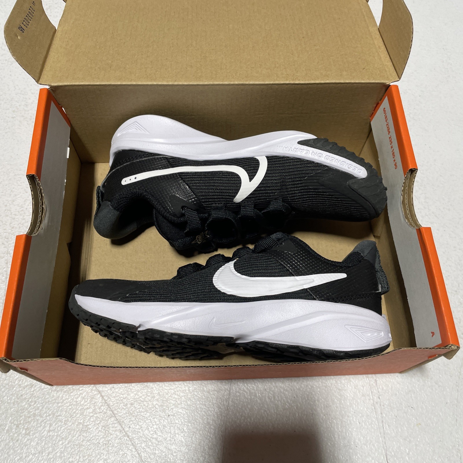 Nike Star Runner 4 NN PS Slip On Shoes Black Anthracite White Sz 12c Nike Star Runner 4 NN PS Slip On Shoes Black Anthracite White Sz 12c