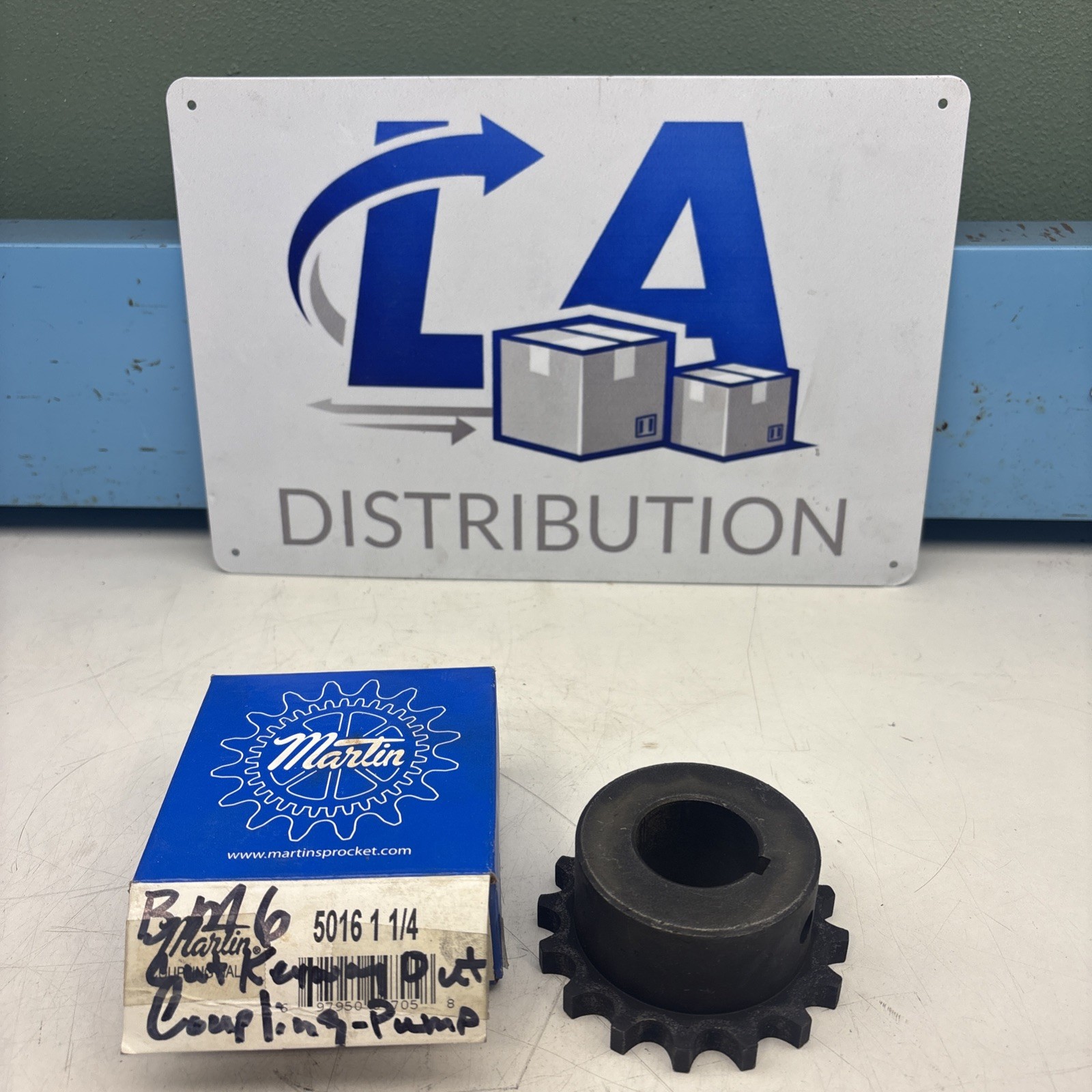 Martin 5016 1 1-4 Sprocket Coupling NOS