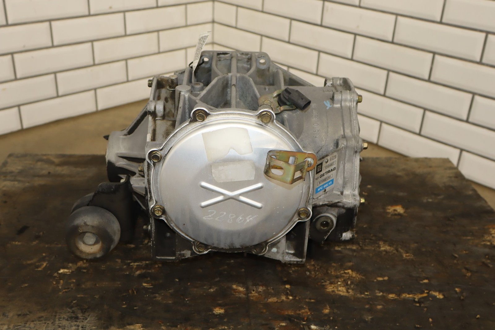 1997-2004 Chevrolet Corvette C5 Automatic Rear Differential Assembly-3 Rib Case