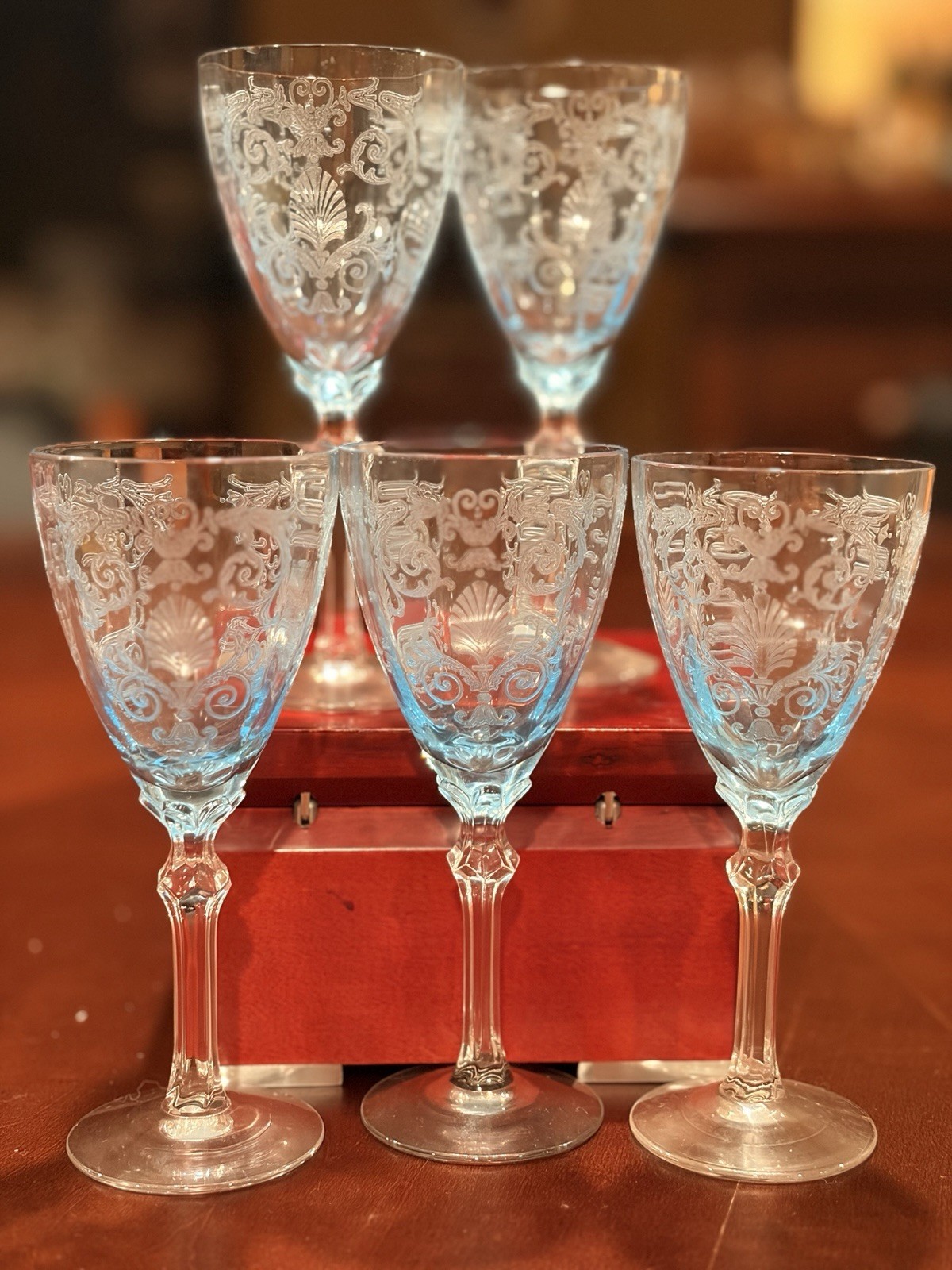 Vtg Fostoria Versailles Azure Blue Etched 3 oz Glasses 5.5” Set/5 Excellent Cond Vtg Fostoria Versailles Azure Blue Etched 3 oz Glasses 5.5” Set/5 Excellent Cond