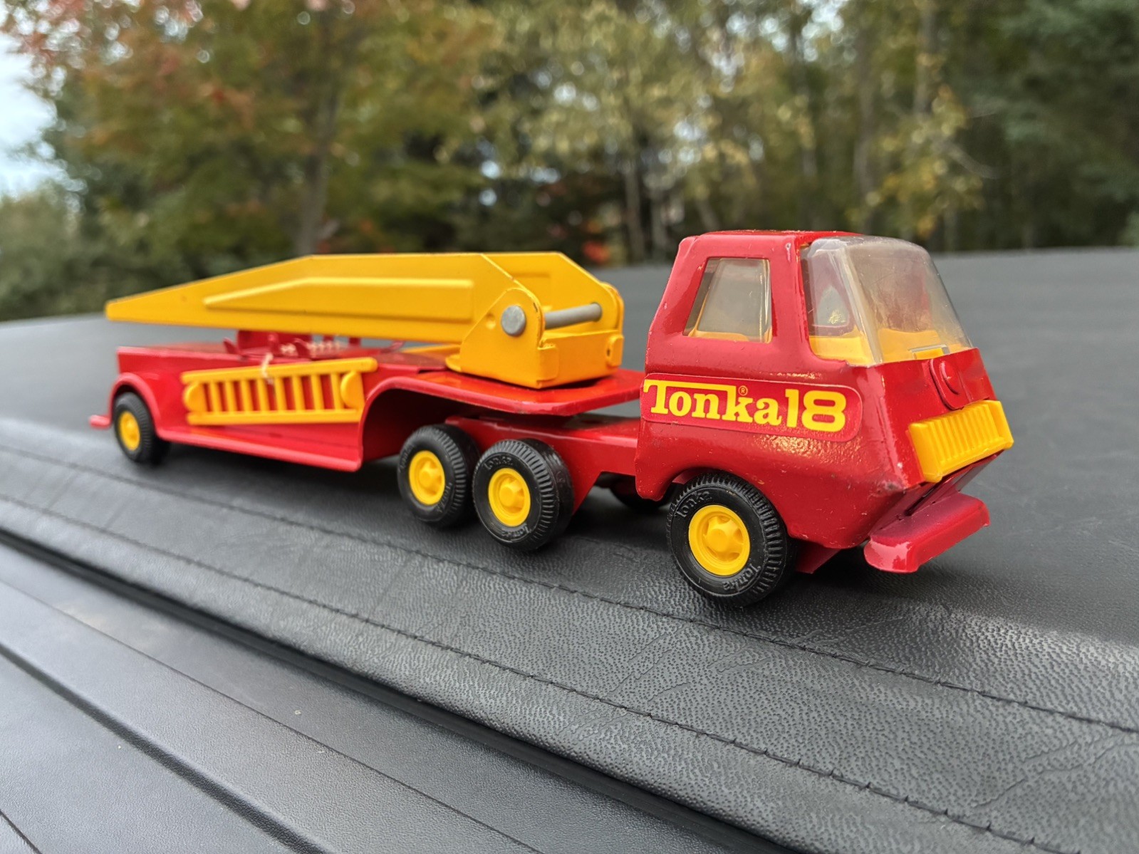 Vintage NOS Red 70s Tonka 18 Fire Truck Ladder Diecast Metal 1970\'s 
