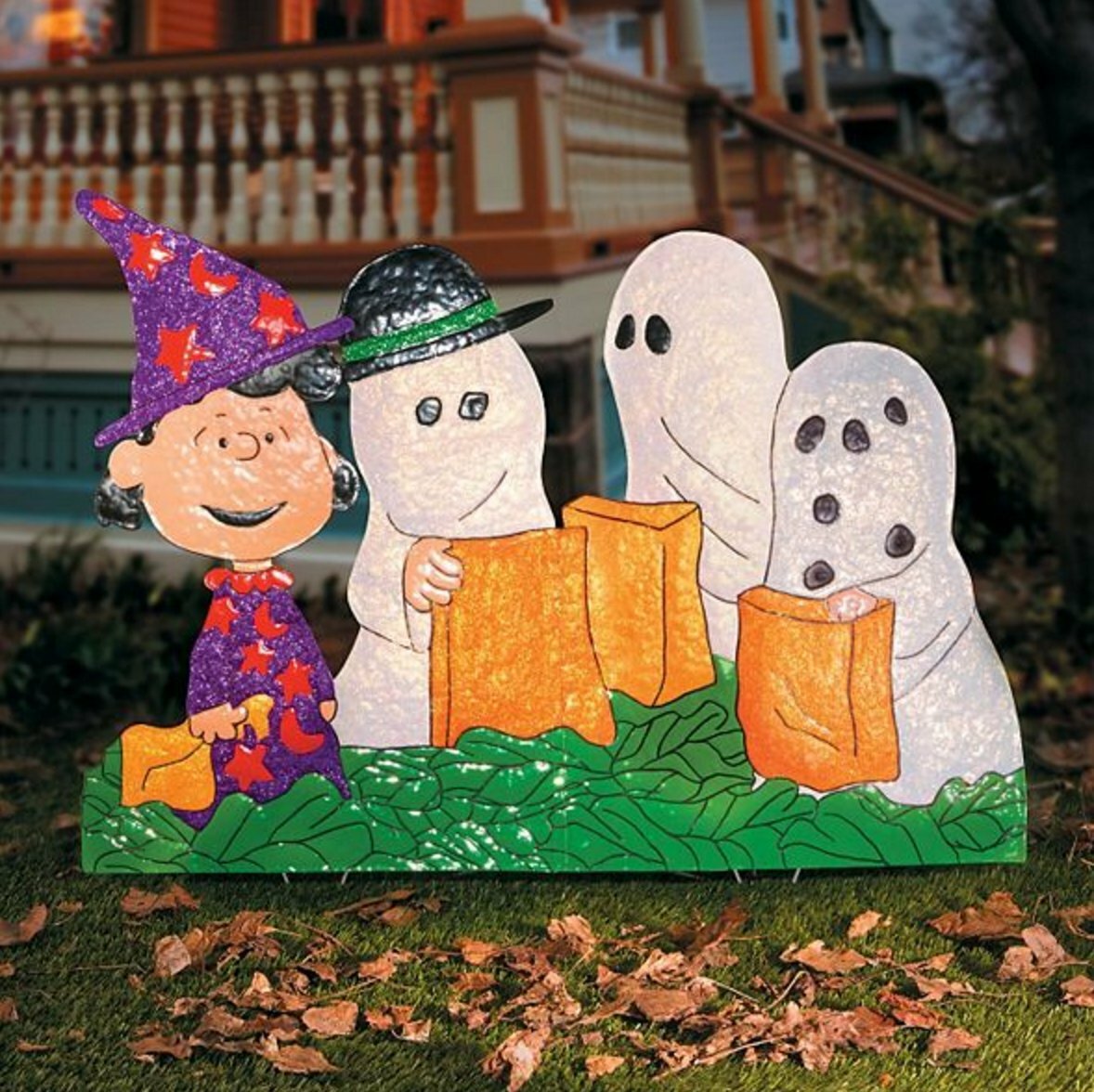 Peanuts Gang in Costumes Hammered Metal Outdoor Halloween Decor Charlie Brown Peanuts Gang in Costumes Hammered Metal Outdoor Halloween Decor Charlie Brown