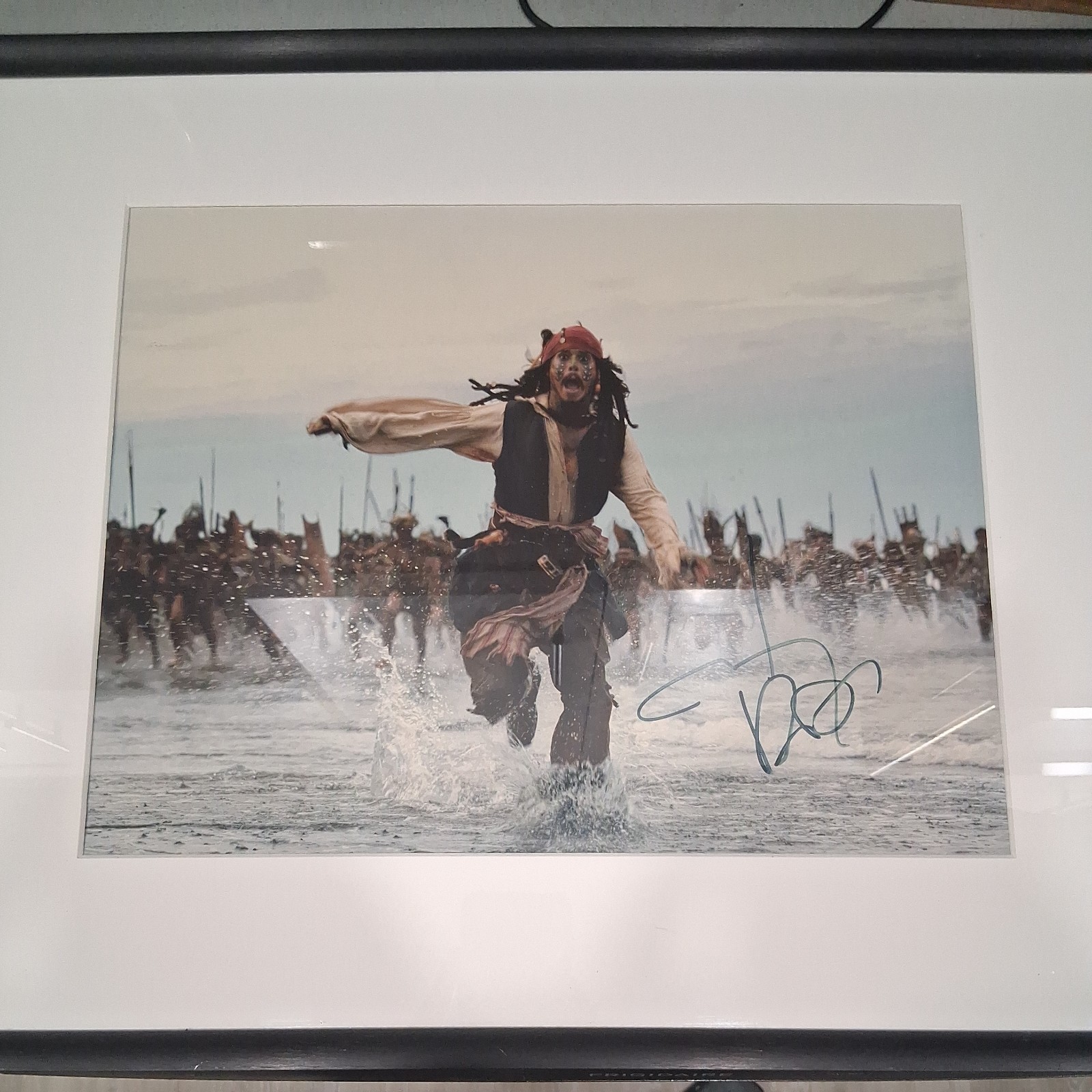 Johnny Depp Signed Photograph 11x14  Jack Sparrow Pirates Of The Caribbean