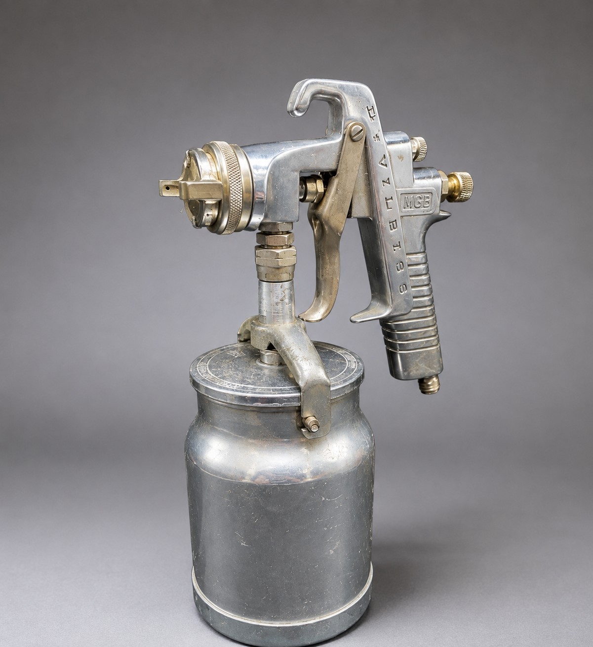 Vintage DeVilbiss MGB Series 501 Spray Gun No. 30 w/ Metal Cup Made in USA