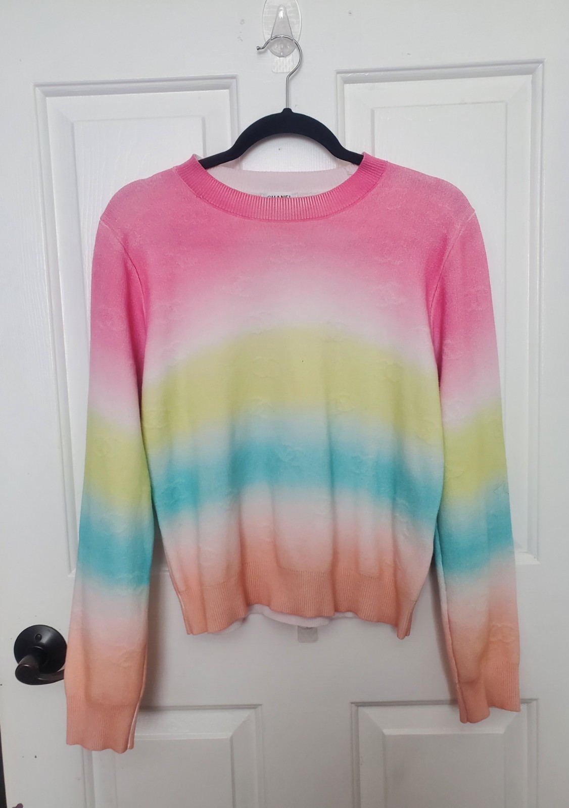 CHANEL 24C CASHMERE SILK PINK YELLOW BLUE CC LOGO SWEATER PULLOVER 40