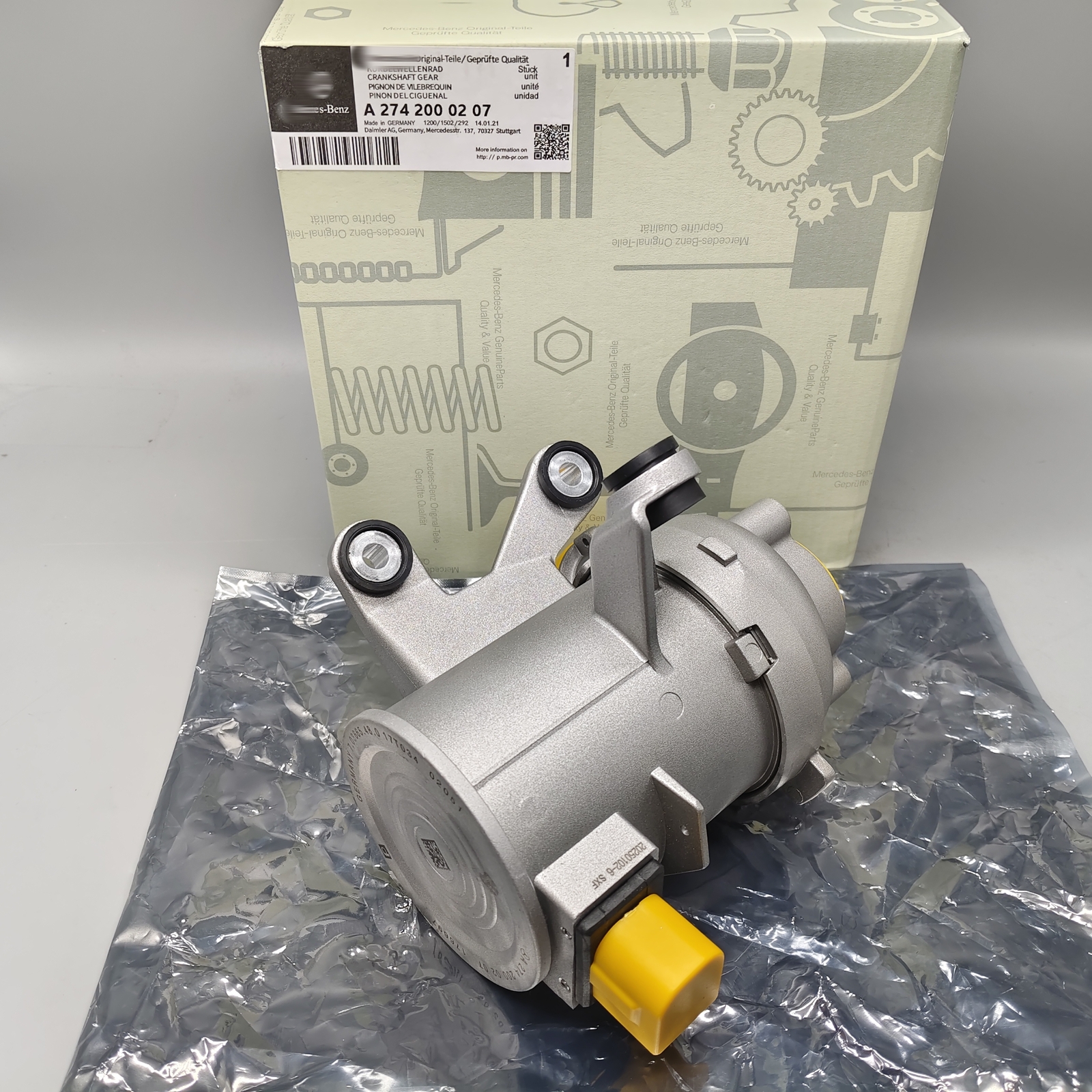 NEW OEM Water pump For A2742000107 A2742002700 M274 C200 E200 C300 E300 GLC