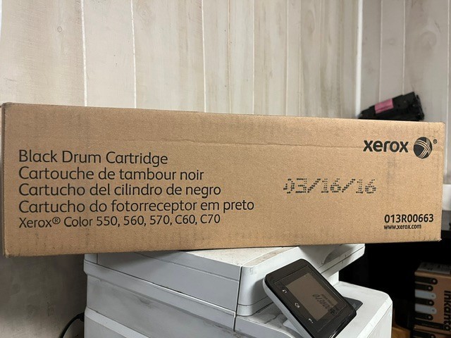 Xerox 013R00663 Black Drum Unit Xerox Color 550, Color 560 SEALED BOX