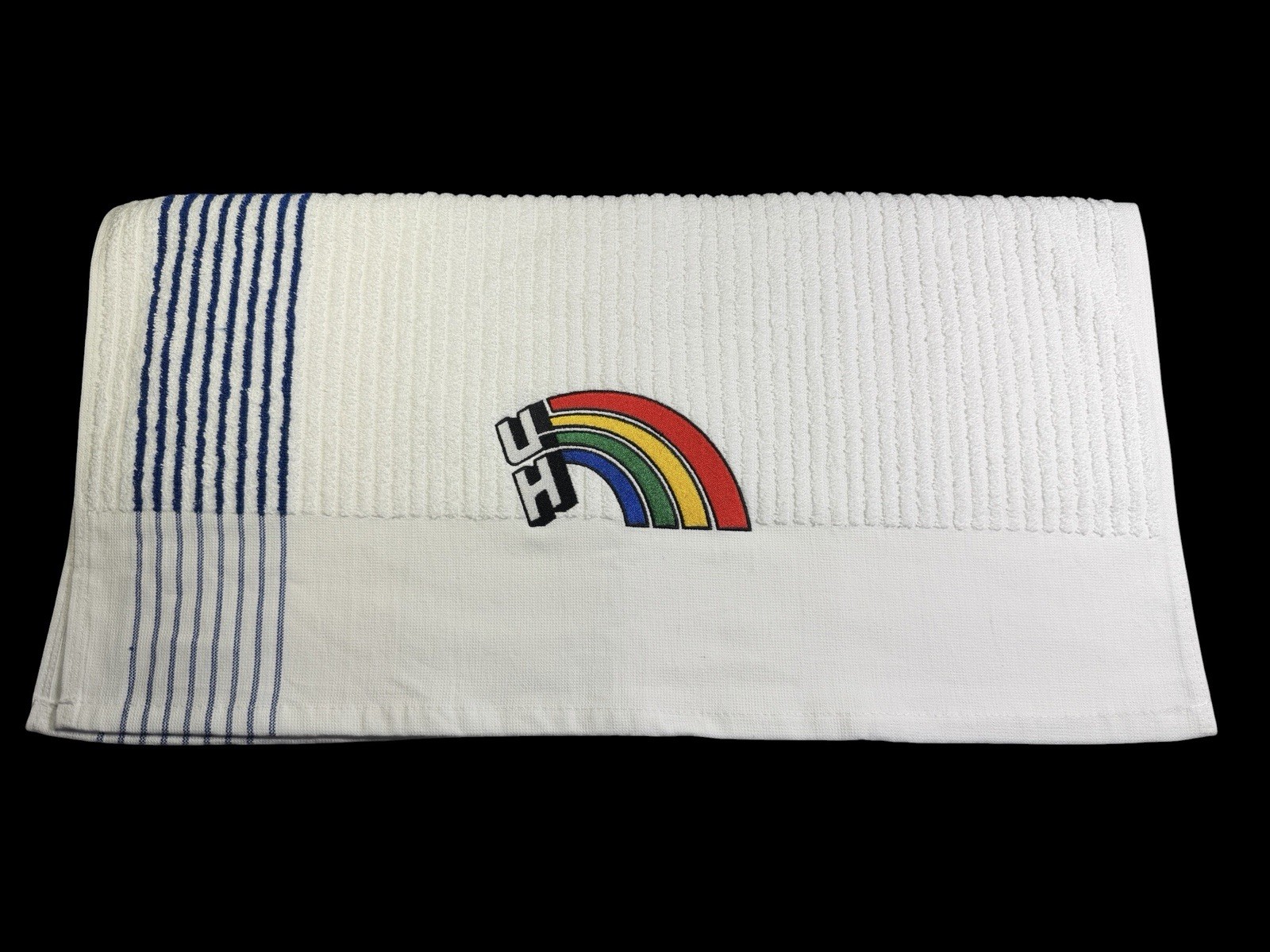 University of Hawaii (Vintage Logo) Caddy Towel / 44in x 24in
