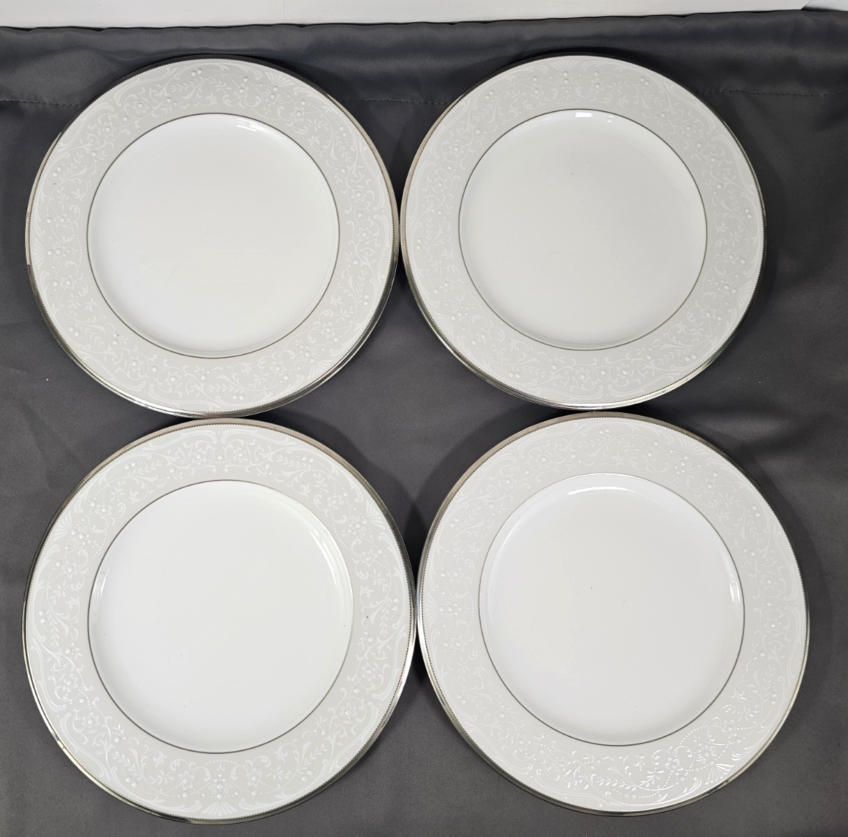 Noritake Silver Palace Bone China Japan 4 Dinner Plates Scroll Dot Platinum Trim