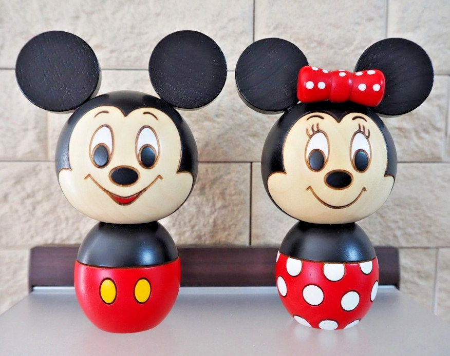Usaburo Kokeshi Disney Mickey & Minnie Mouse Japanese Wooden Doll Set