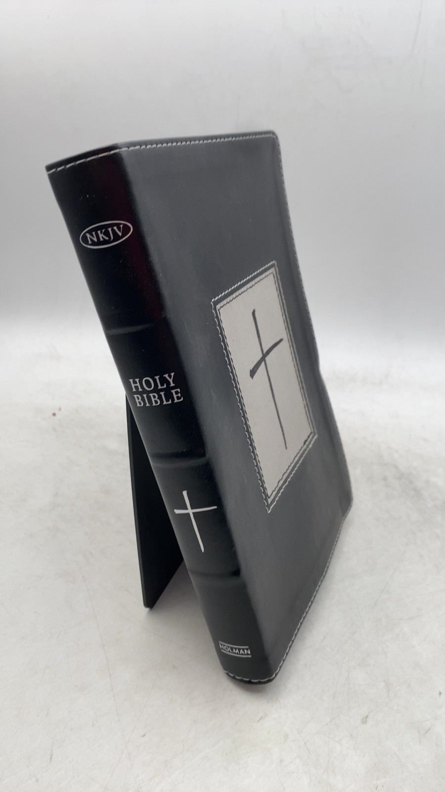 THE Holy Bible Leather Bound NKJV UltraThin Reference Bible 1996
