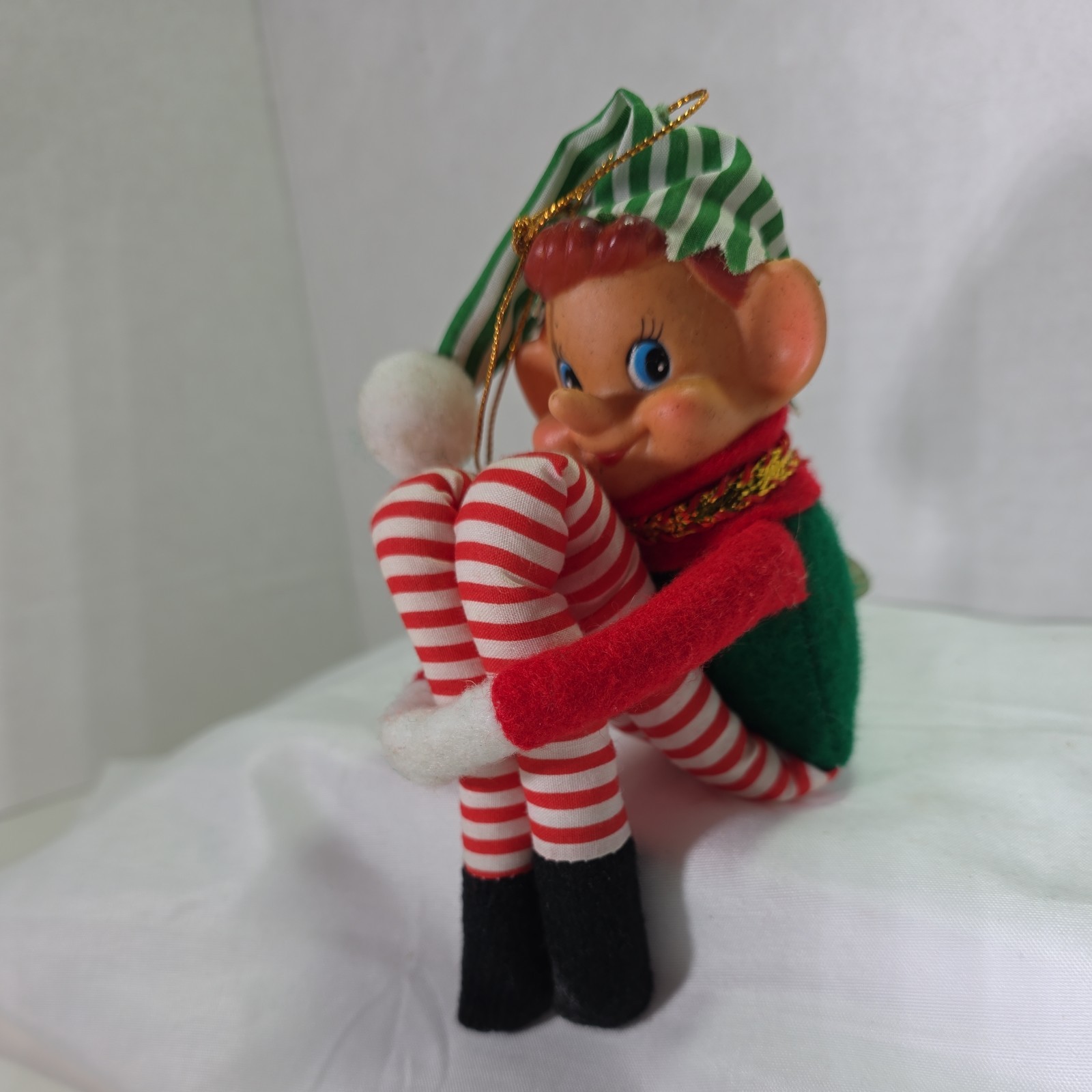 Kurt Adler Pixi Elf Knee-Hugger Plastic face Green & Red felt Body Ornament