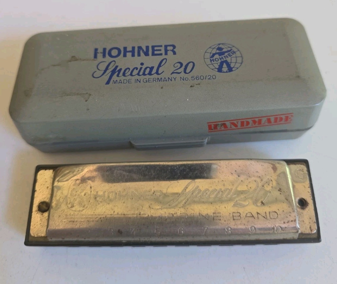 Hohner Special 20 Harmonica Key of G Hand Made Germany No. 560/20 W/ Case