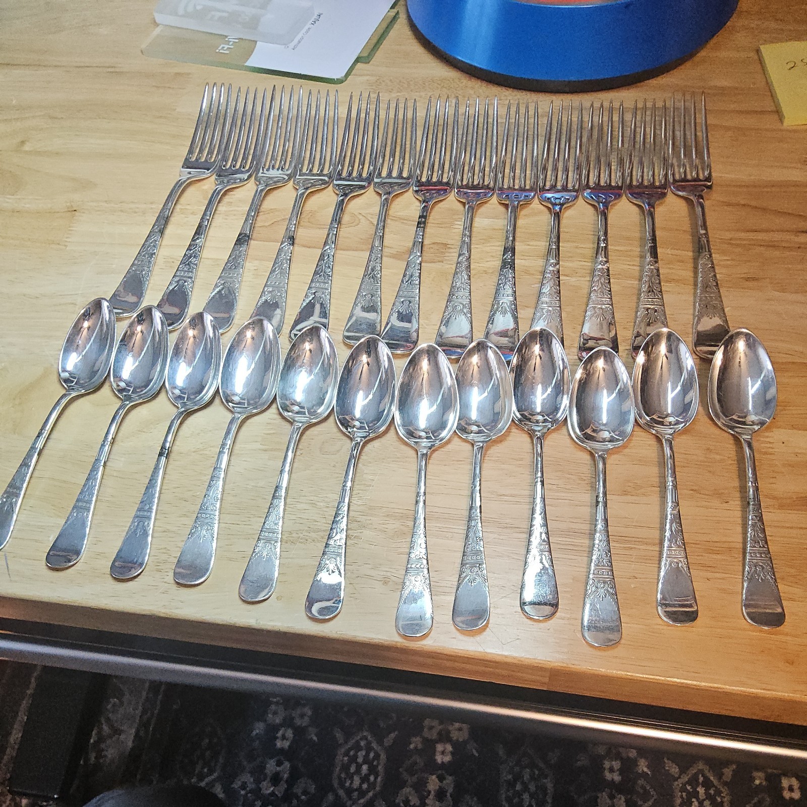 1847 Rogers Bros XII Silverplate Silverware 24 pieces 1847 Rogers Bros XII Silverplate Silverware 24 pieces