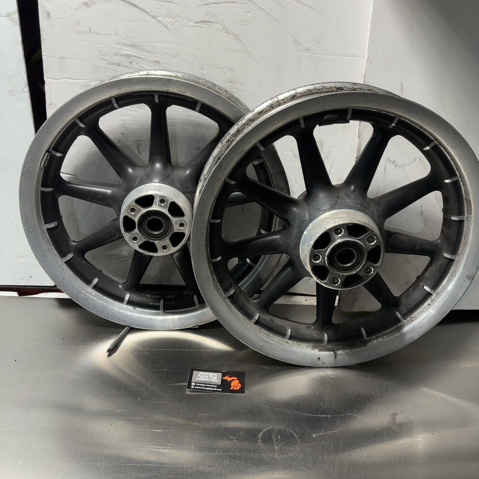 02-07 Harley Touring OEM 9 Spoke Black Wagon Wheel Set Pair 16x3