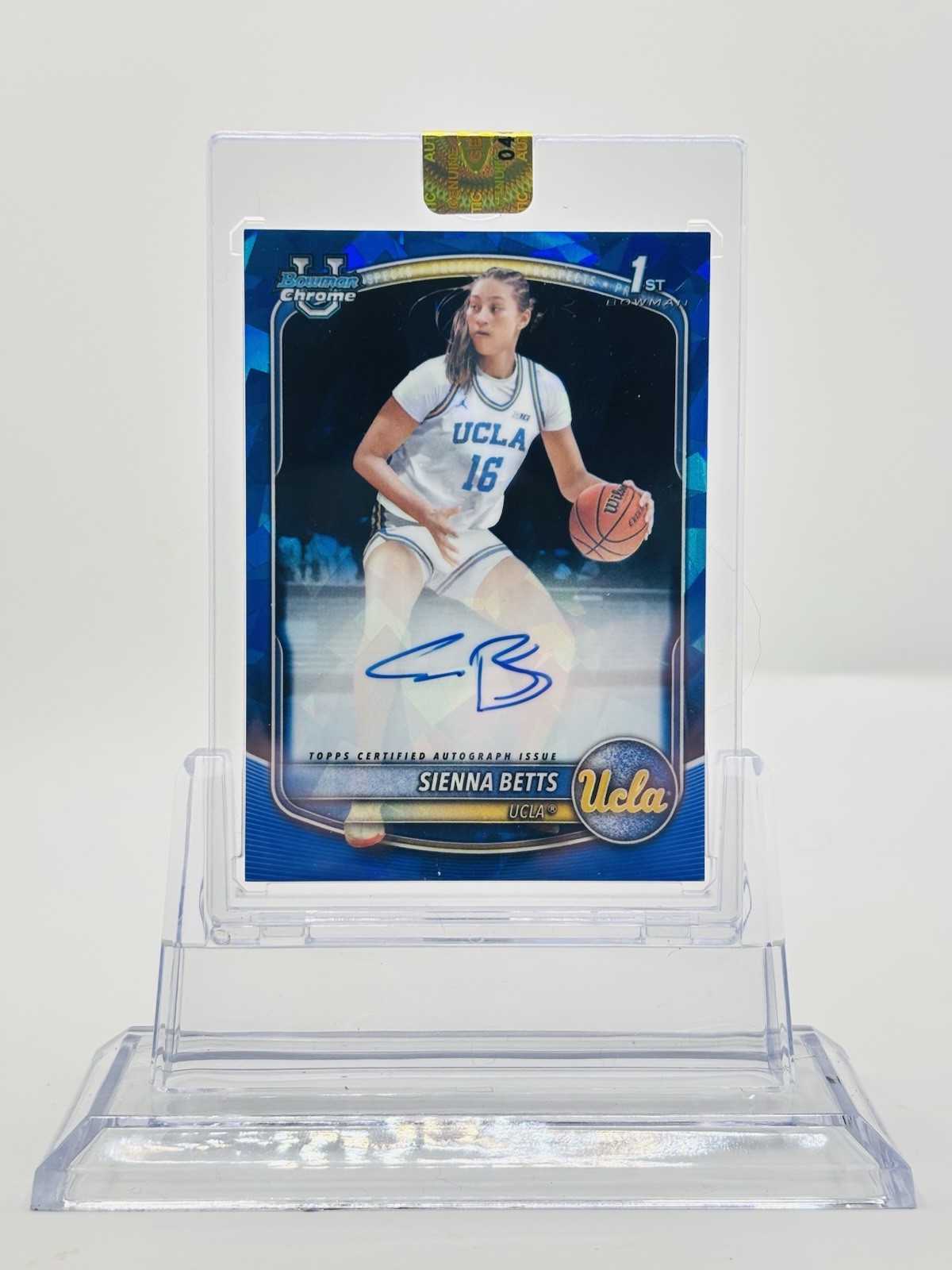 2025-26 Bowman Chrome Basketball Sienna Betts 1st Bowman On Card Auto Sapphire