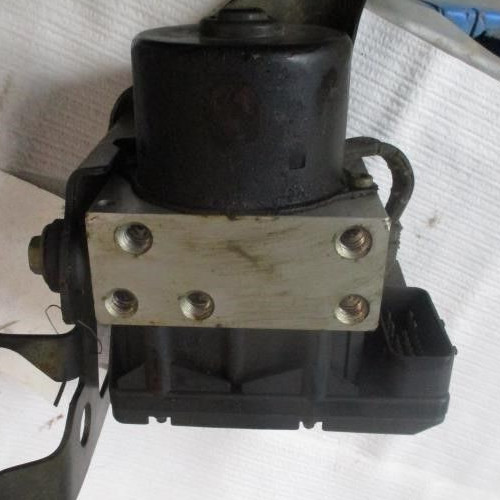 2001-2002 Nissan Frontier Xterra 4x4 ABS Anti-Lock Brake Pump Assembly Oem Used