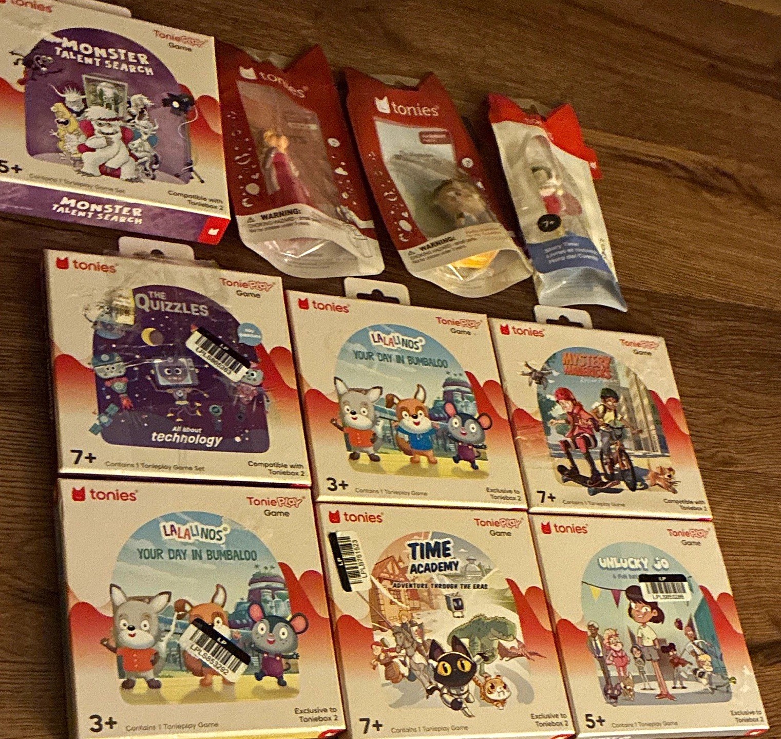 tonies bundle (7 games and 2 characters)