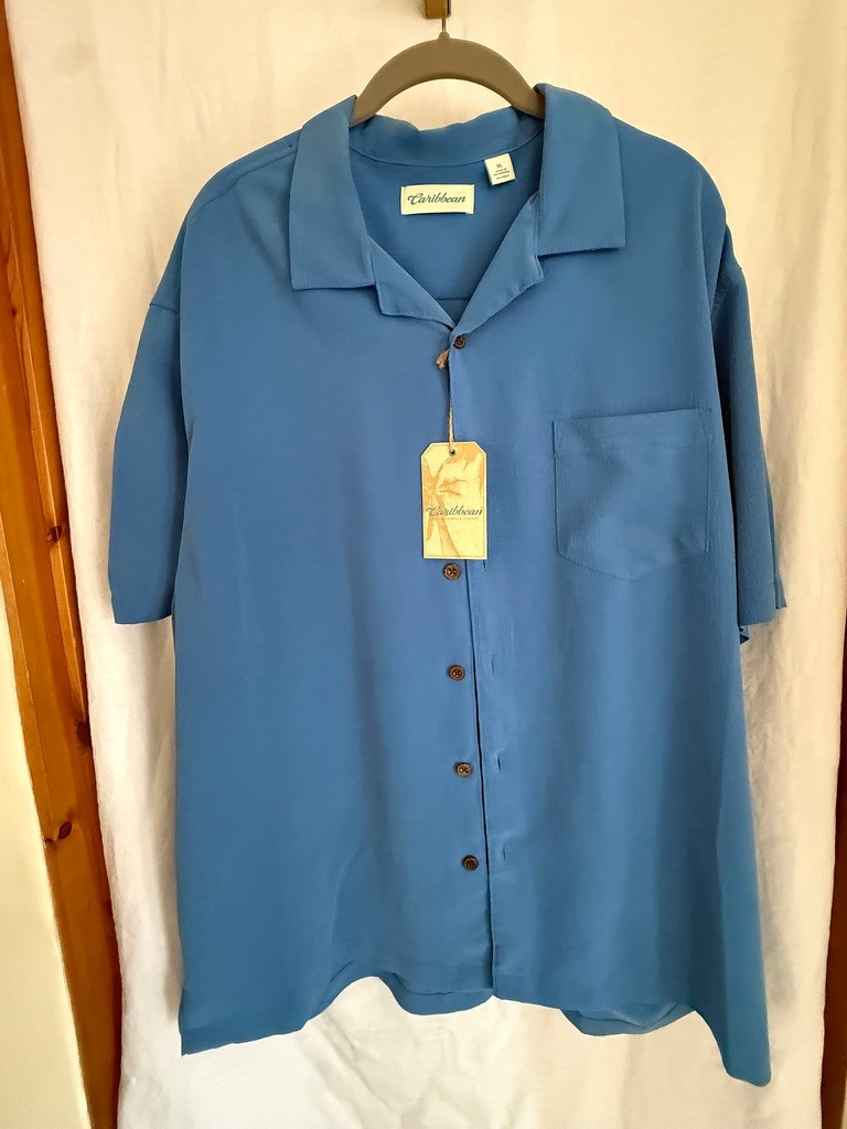 Caribbean Mens XL Blue Camp Shirt Short Sleeve Textured NWT