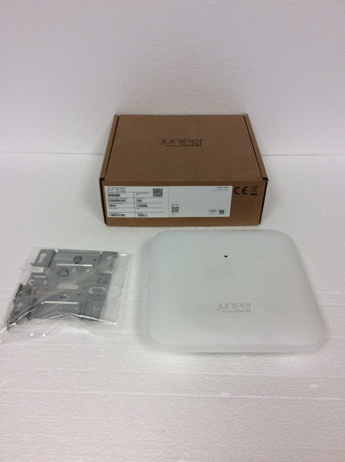NEW Juniper AP45-US Mist Wireless Access Point White w/ Bracket, , QTY