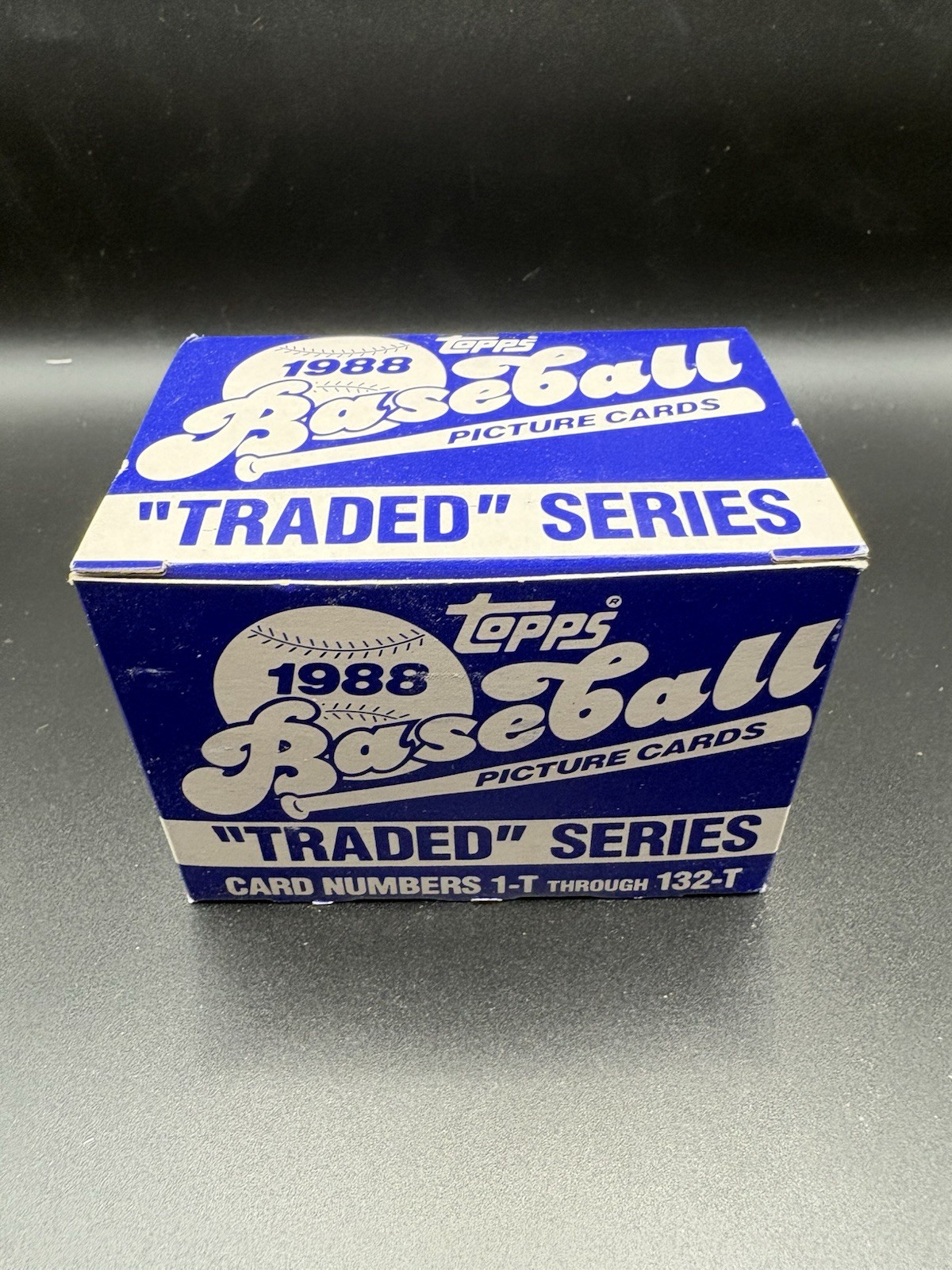 1988 Topps Traded Baseball Comp. Factory Set 132 Cards C. Biggio RC R. Alomar RC 1988 Topps Traded Baseball Comp. Factory Set 132 Cards C. Biggio RC R. Alomar RC