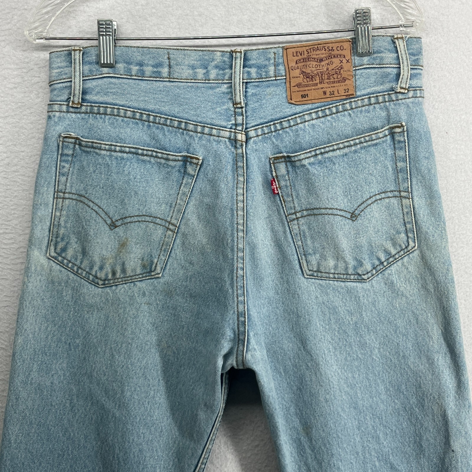 LEVIS 501 Jeans 32x32 1993 Button Fly Slim 90s Denim Cotton Light Blue MADE USA