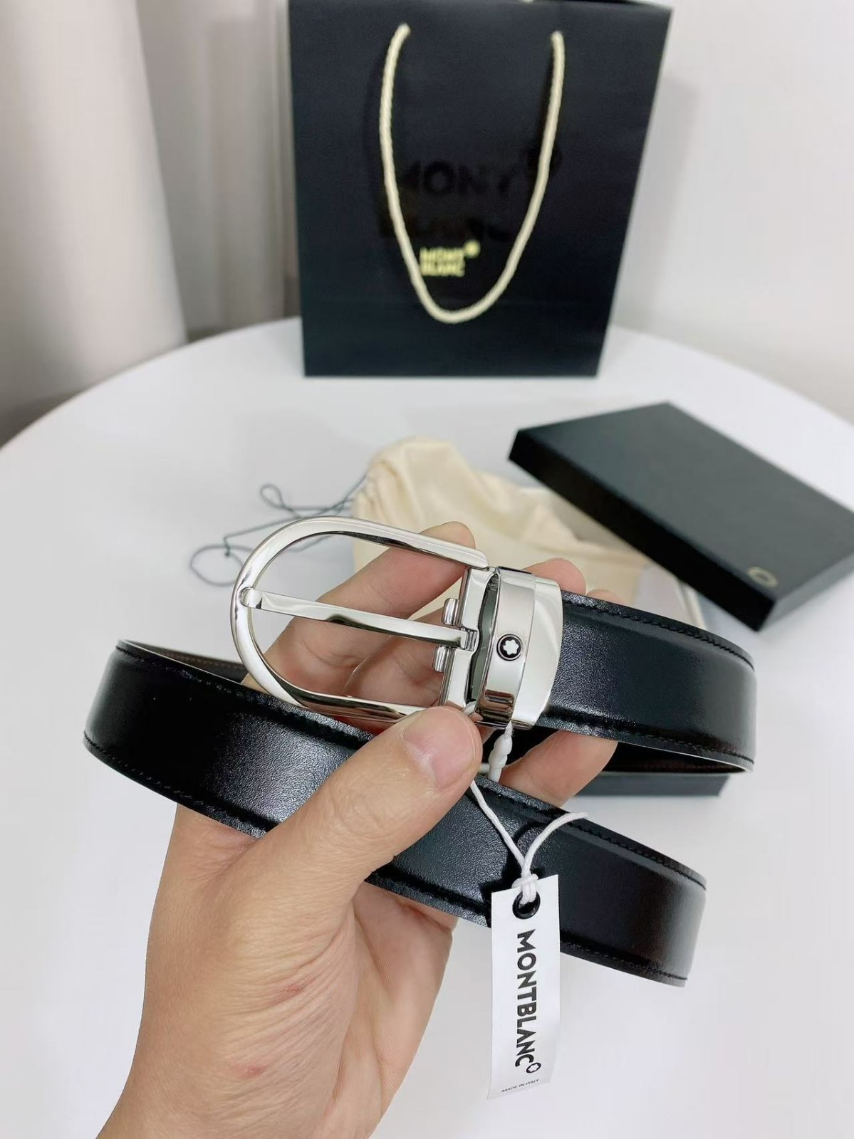 Montblanc Black/Brown 30mm Reversible Leather Belt With Gift Packaging Montblanc Black/Brown 30mm Reversible Leather Belt With Gift Packaging