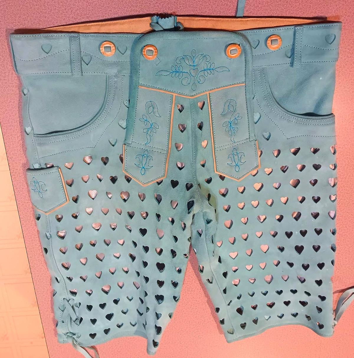 Vintage Leather Suede German LEDERHOSEN Oktoberfest HEART cutouts Teal Cyan 36\