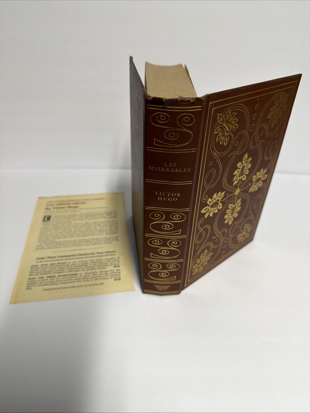 Les Miserables by Victor Hugo International Collector's Library 1964 HC