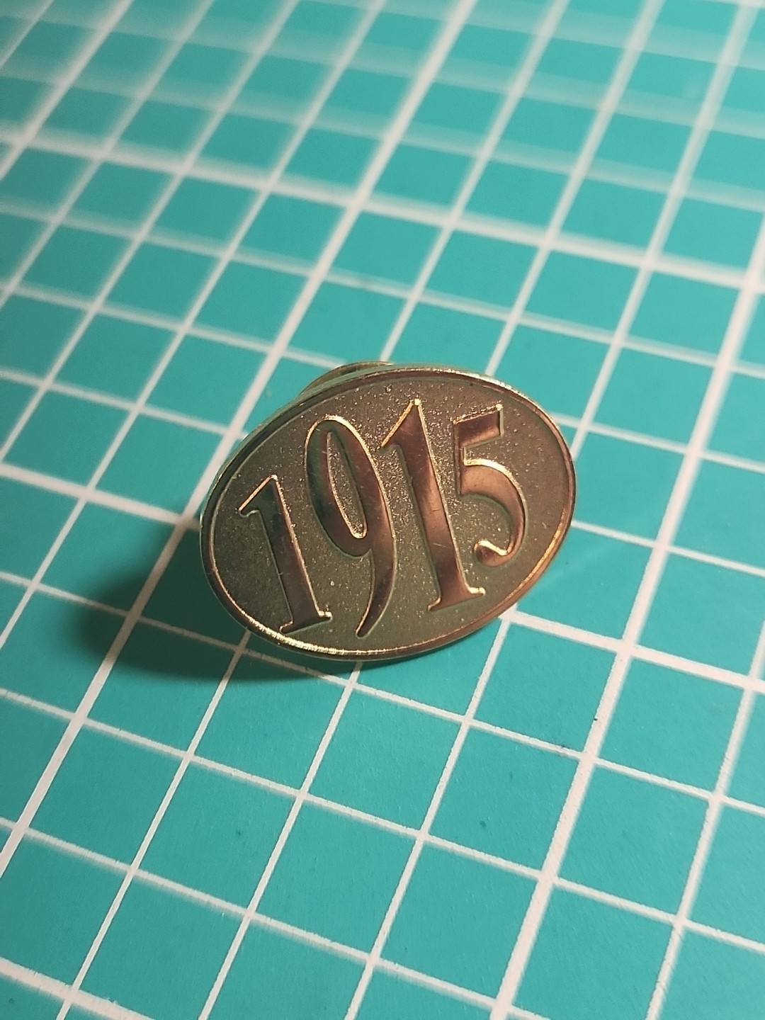 Vtg 1915 Gold Tone Lapel Pin Vtg 1915 Gold Tone Lapel Pin