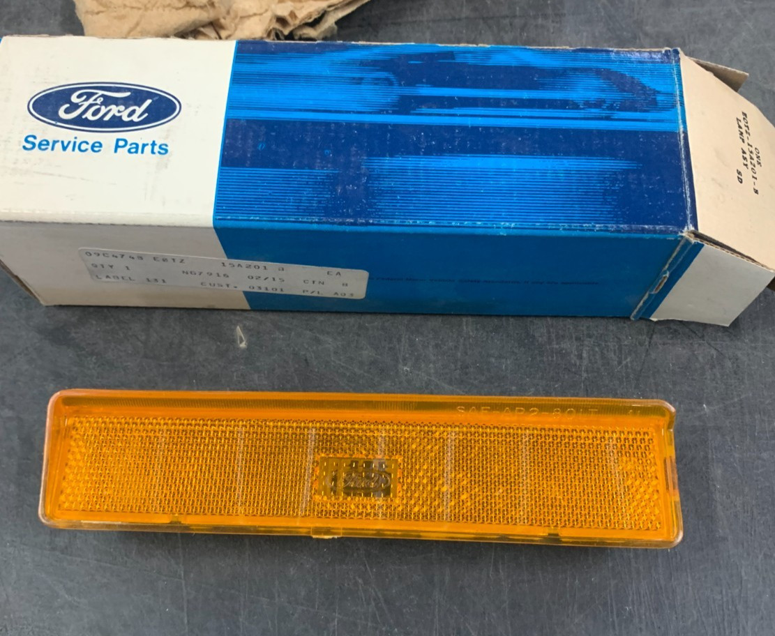 NOS 1980-1986 Ford Truck Bronco Left Front Side Marker Lamp E0TZ-15A201-B NOS 1980-1986 Ford Truck Bronco Left Front Side Marker Lamp E0TZ-15A201-B