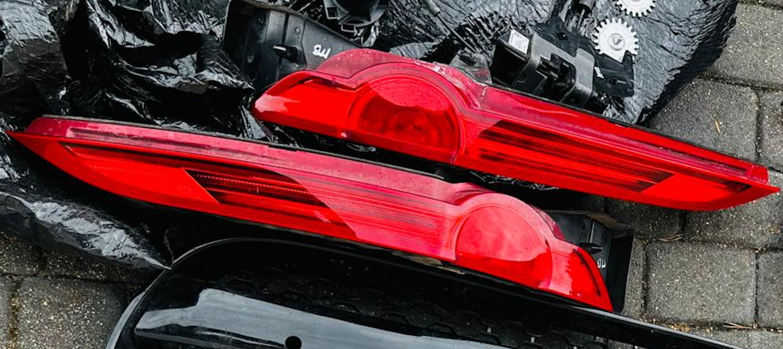 Two Jaguar F-Type X152 Rear Right Taillight Tail Light Brake Lamp OEM US 13-18 Two Jaguar F-Type X152 Rear Right Taillight Tail Light Brake Lamp OEM US 13-18