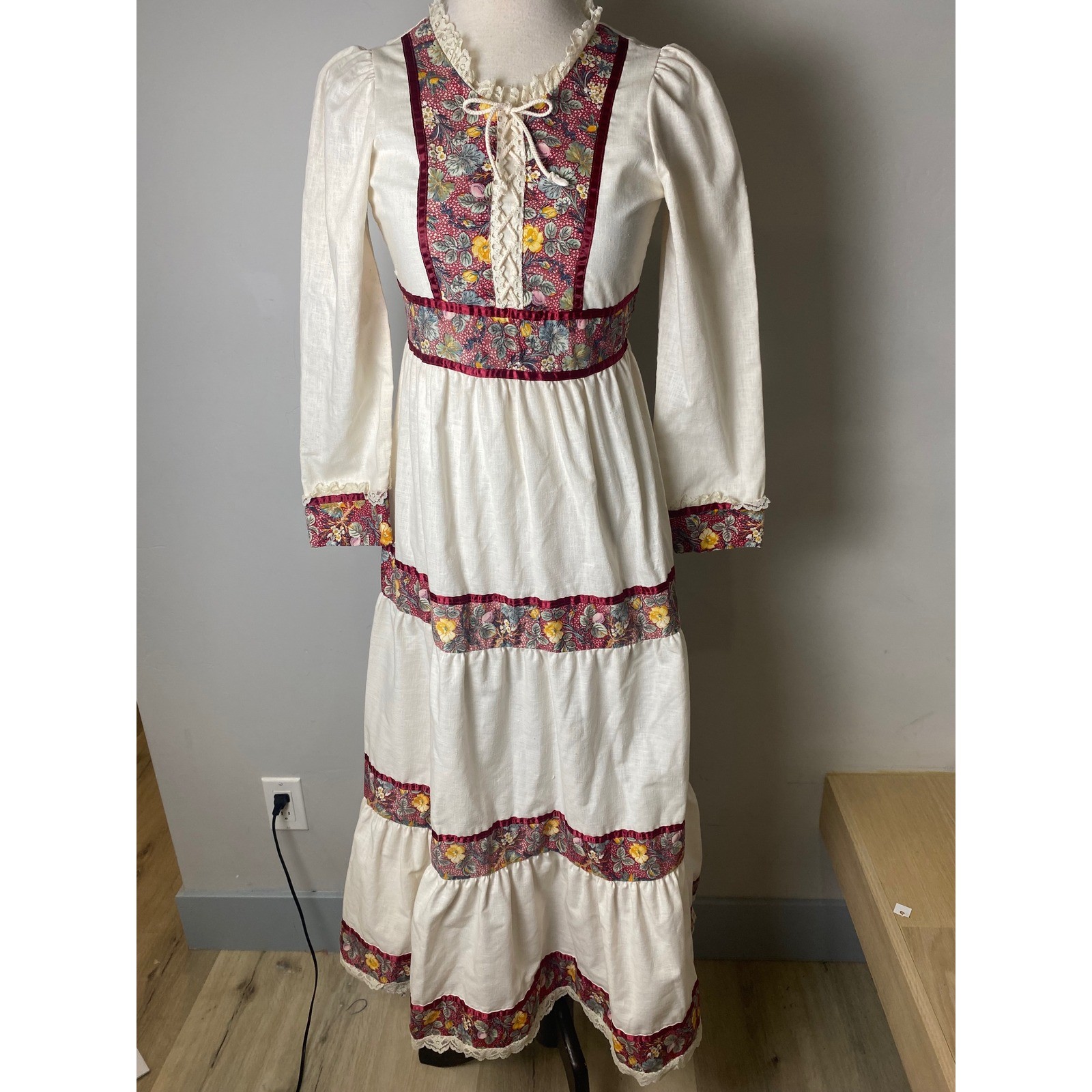 Joseph Magnin Bow Age Vintage 1960s Prairie Maxi Dress  Floral XS