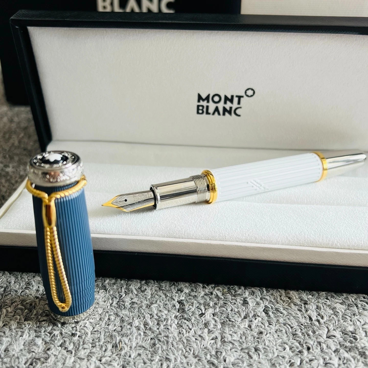Montblanc Writer Edition Homage to Jane Austen Fountain Pen With Box