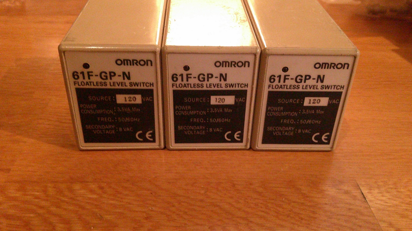 Omron 61F-GP-N Floatless Level Switch Controller 120VAC Lot of 3 Omron 61F-GP-N Floatless Level Switch Controller 120VAC Lot of 3