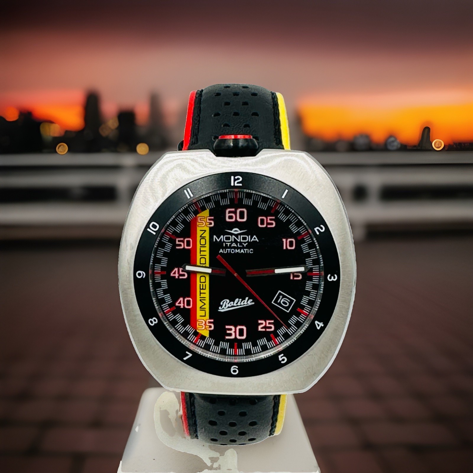 Mondia Bolide Automatic Limited 46mm Mi815K/490 Watch Brand New