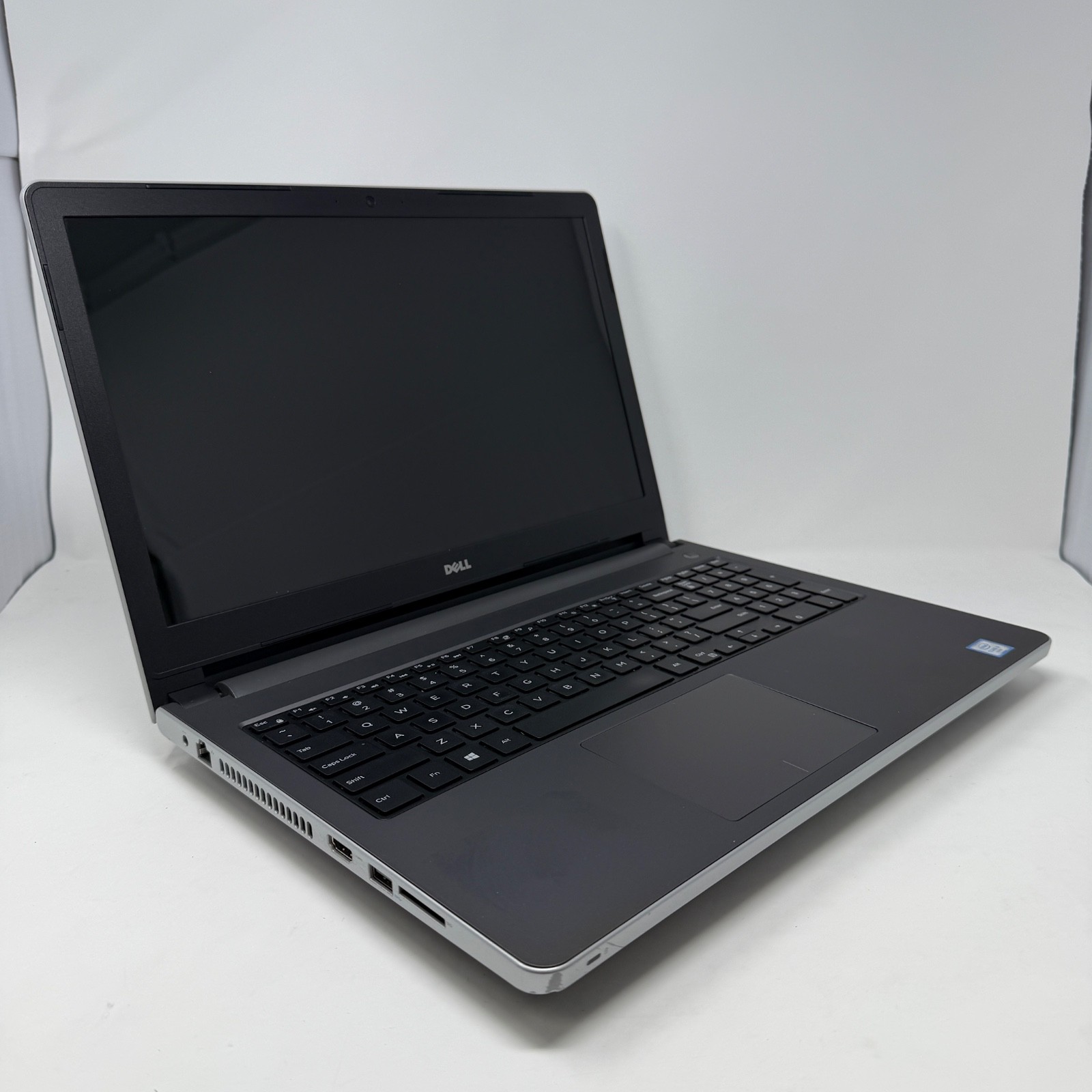 Dell Inspiron 5570 8GB RAM 256GB SSD Intel Core i5-8250U@1.60GHz Laptop Dell Inspiron 5570 8GB RAM 256GB SSD Intel Core i5-8250U@1.60GHz Laptop