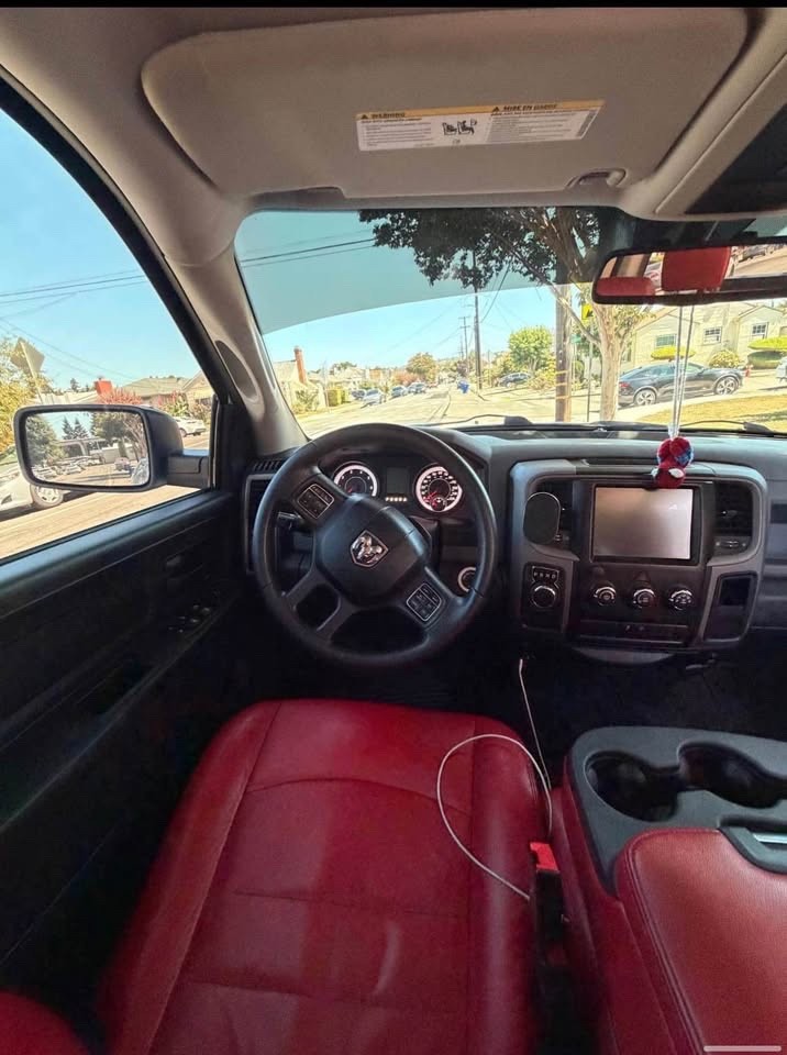 2013-2018 Ram 1500 2500 3500 leather Complete Seat Set.