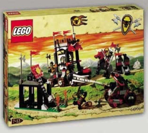 Lego Bull's Attack 6096 Knight's Kingdom 100% Complete Set 313 Pieces 4 Figures