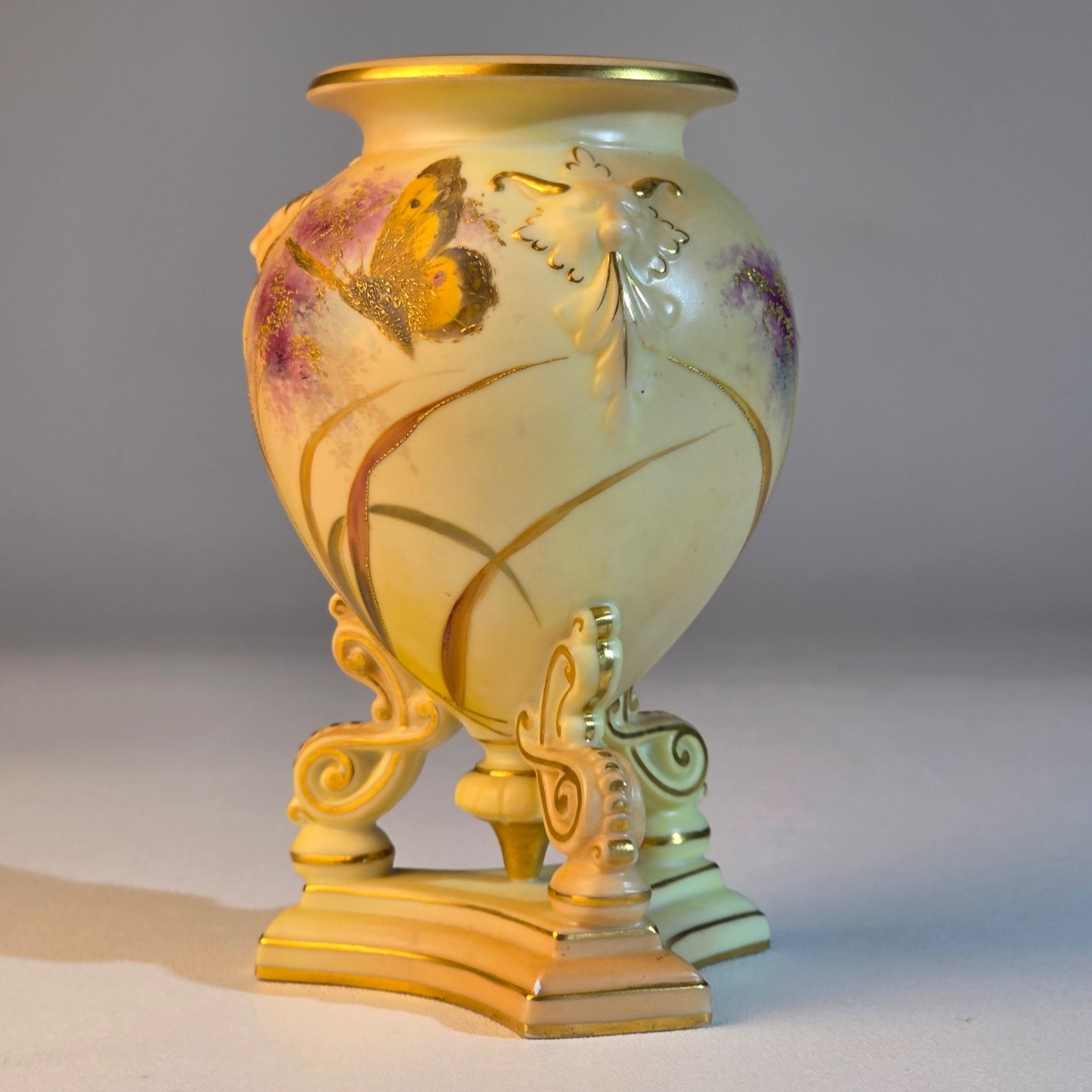 Antique Grainger Royal China Works Worcester Butterfly Vase Gilt Pedestal c1900