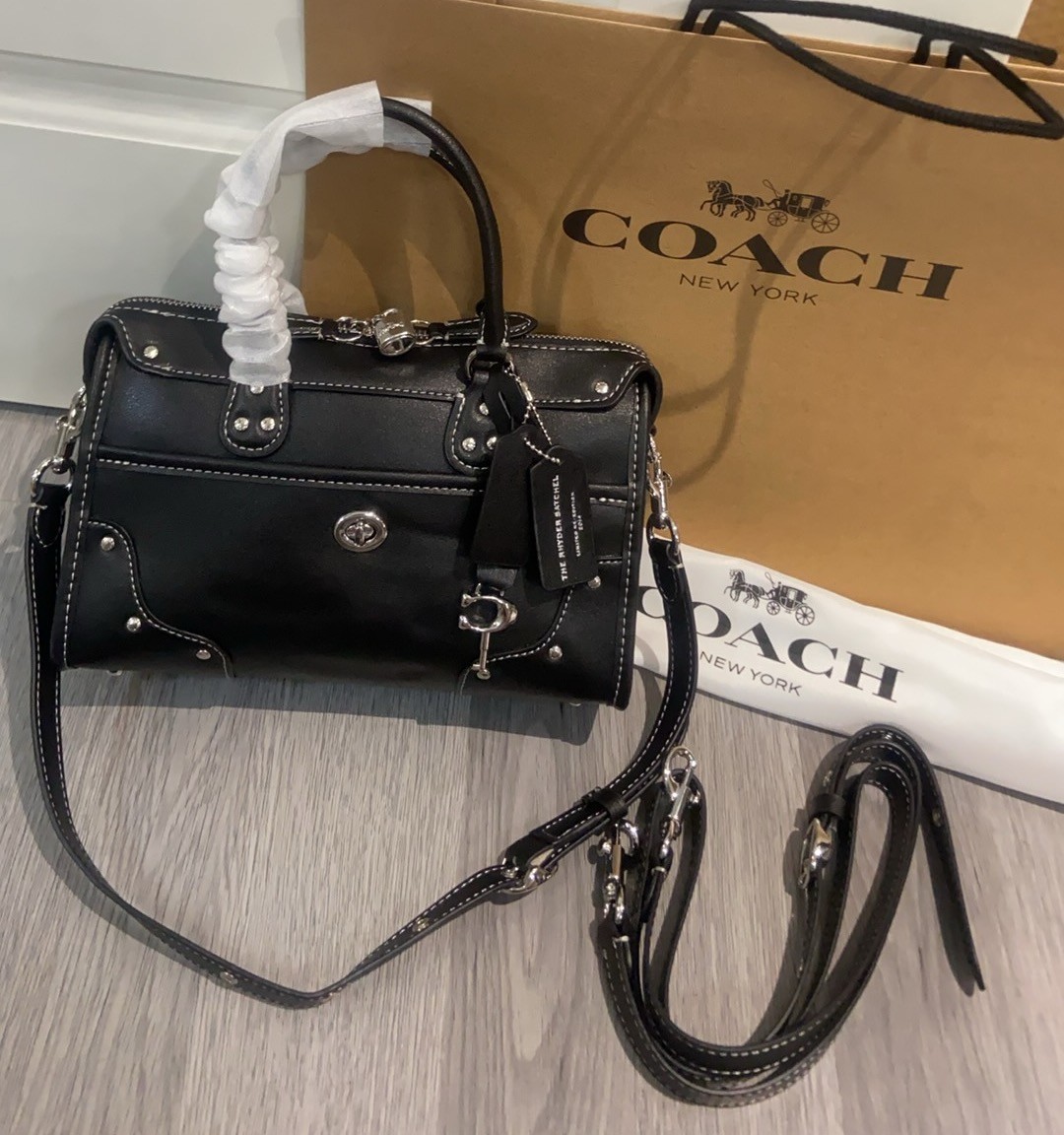 coach Rhyder Satchel Bag 24 CFN69 LHBLK Black Glazed Leather