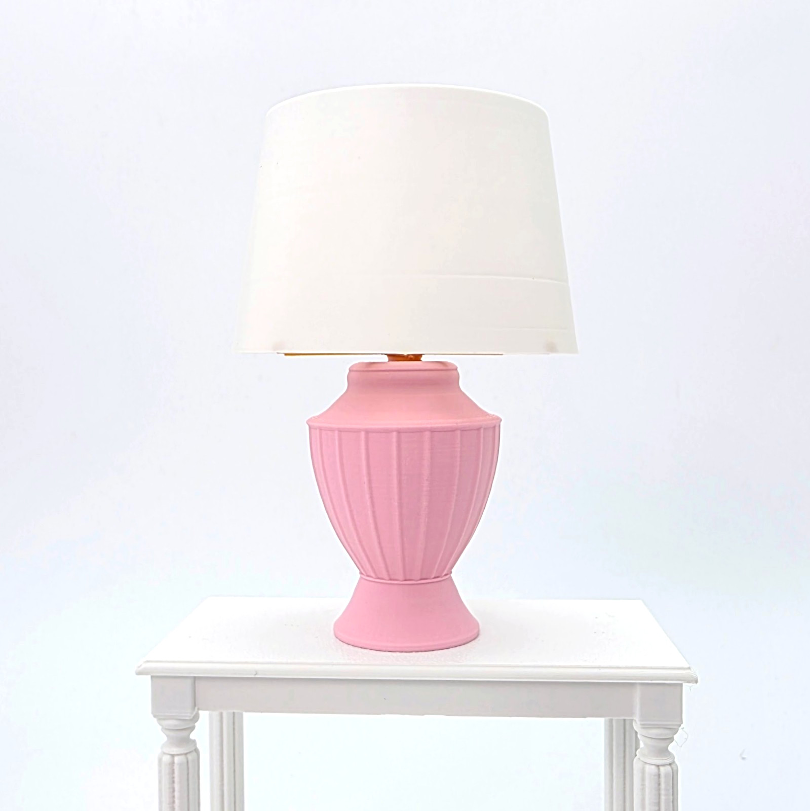 1/6 Scale Dollhouse Pink Lamp –  Modern Fluted Sakura Lamp With Metallic Accents